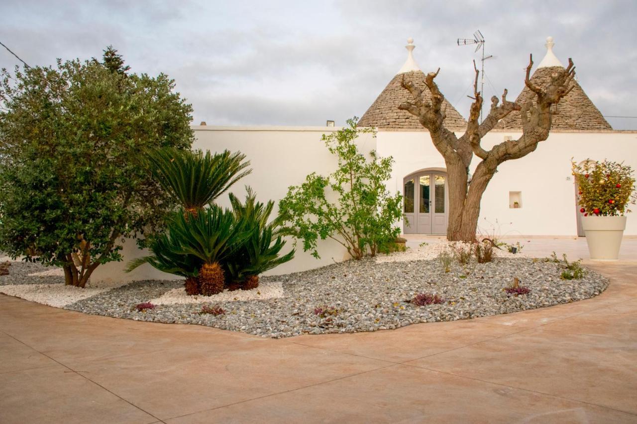 Pavi Trulli E Suites Locorotondo Zewnętrze zdjęcie